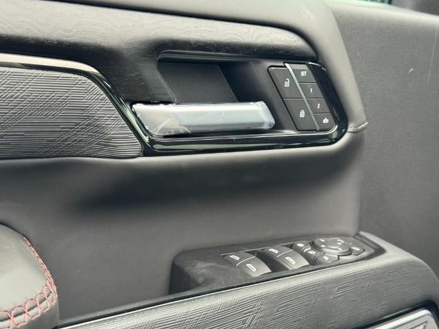 2026 GMC Sierra 2500 HD 4WD Crew Cab AT4X