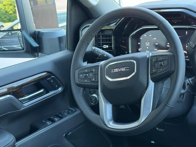 2026 GMC Sierra 2500 HD 4WD Double Cab SLE