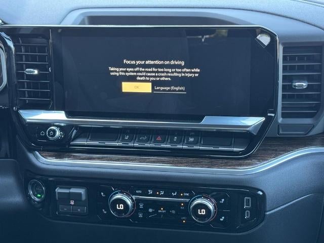 2026 GMC Sierra 2500 HD 4WD Double Cab SLE