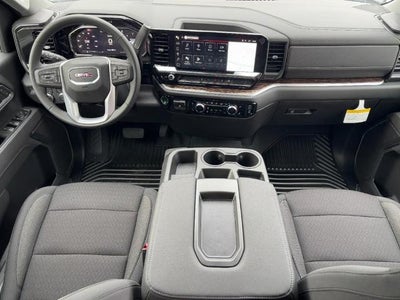 2026 GMC Sierra 2500 HD 4WD Double Cab SLE