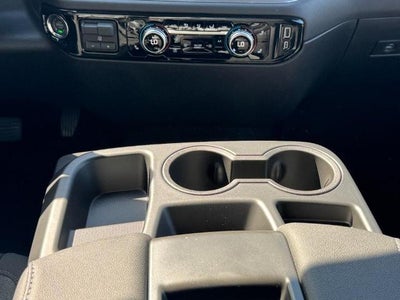2026 GMC Sierra 2500 HD 4WD Double Cab SLE