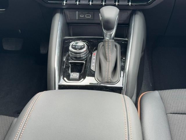 2026 GMC Canyon 4WD Crew Cab AT4