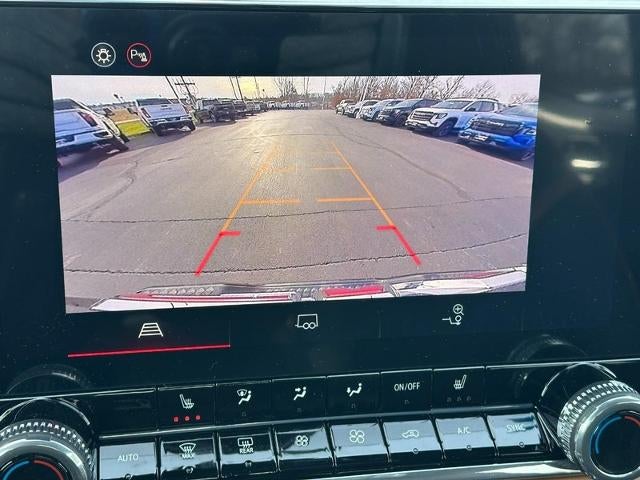 2026 GMC Canyon 4WD Crew Cab AT4