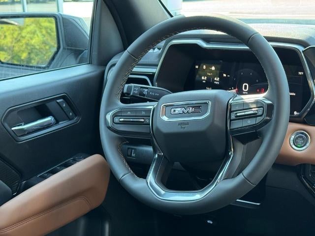 2026 GMC Canyon 4WD Crew Cab AT4