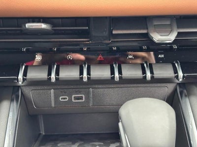 2026 GMC Canyon 4WD Crew Cab AT4