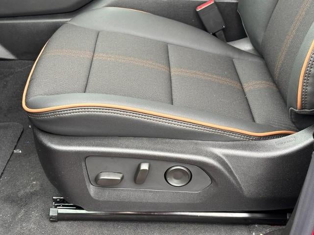 2026 GMC Canyon 4WD Crew Cab AT4