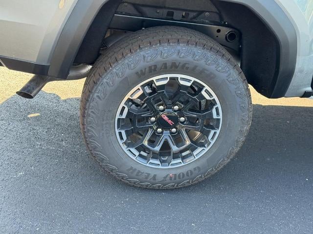 2026 GMC Canyon 4WD Crew Cab AT4