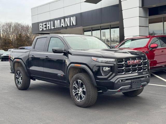 2025 GMC Canyon 4WD Crew Cab AT4