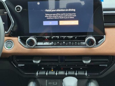 2026 GMC Canyon 4WD Crew Cab AT4