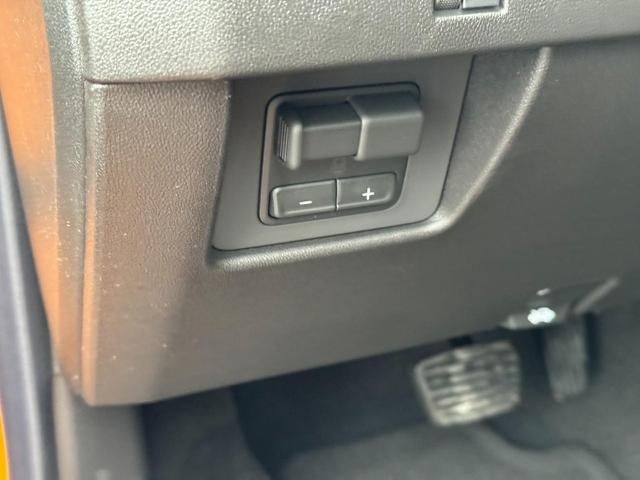 2026 GMC Canyon 4WD Crew Cab AT4