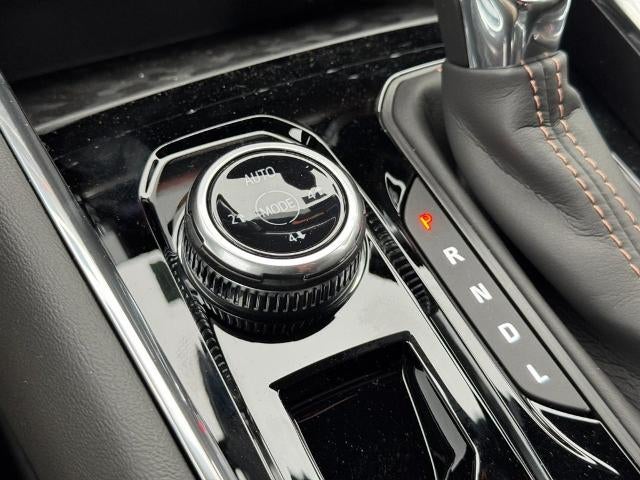 2026 GMC Canyon 4WD Crew Cab AT4