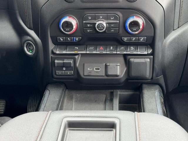 2022 GMC Sierra 1500 Limited 4WD Crew Cab AT4