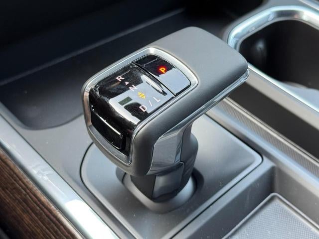 2026 GMC Sierra 1500 4WD Crew Cab Elevation w/3SB
