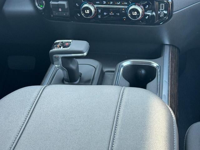 2026 GMC Sierra 1500 4WD Crew Cab Elevation w/3SB