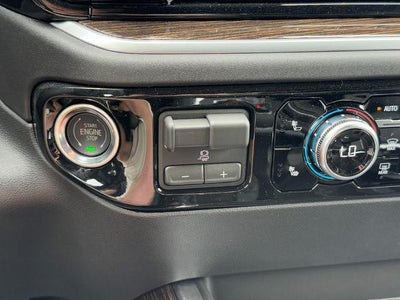 2026 GMC Sierra 1500 4WD Crew Cab Elevation w/3SB