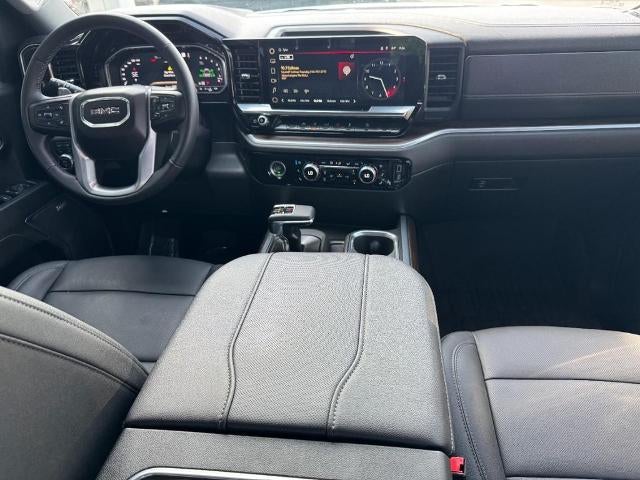 2023 GMC Sierra 1500 4WD Crew Cab SLT