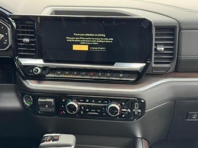 2026 GMC Sierra 1500 4WD Crew Cab SLT