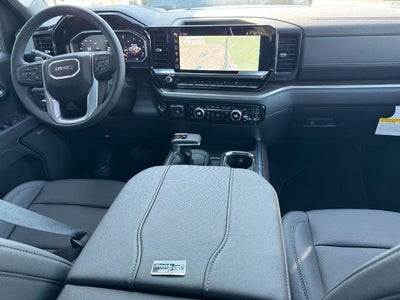 2026 GMC Sierra 1500 4WD Crew Cab SLT