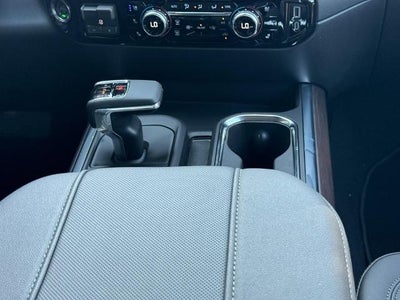2026 GMC Sierra 1500 4WD Crew Cab SLT
