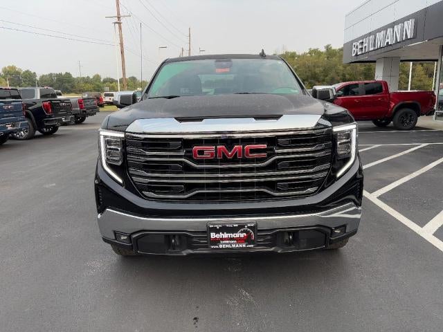2022 GMC Sierra 1500 4WD Crew Cab SLT