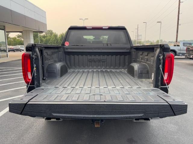 2022 GMC Sierra 1500 4WD Crew Cab SLT