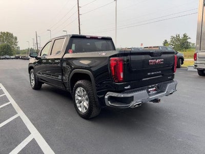 2022 GMC Sierra 1500 4WD Crew Cab SLT