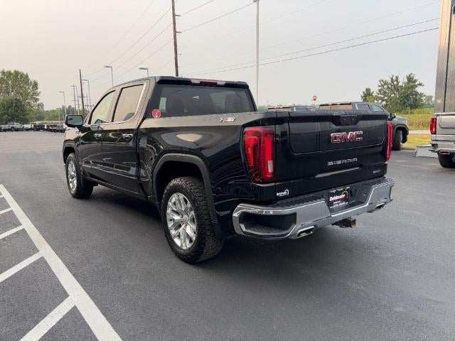 2022 GMC Sierra 1500 4WD Crew Cab SLT