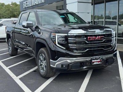 2026 GMC Sierra 1500 4WD Crew Cab SLT
