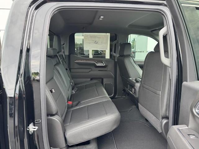 2026 GMC Sierra 1500 4WD Crew Cab SLT