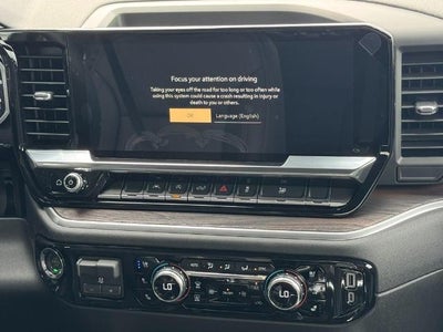 2026 GMC Sierra 1500 4WD Crew Cab SLT