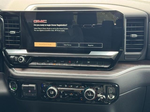 2026 GMC Sierra 1500 4WD Crew Cab SLT
