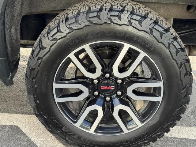 2024 GMC Sierra 1500 4WD Crew Cab AT4