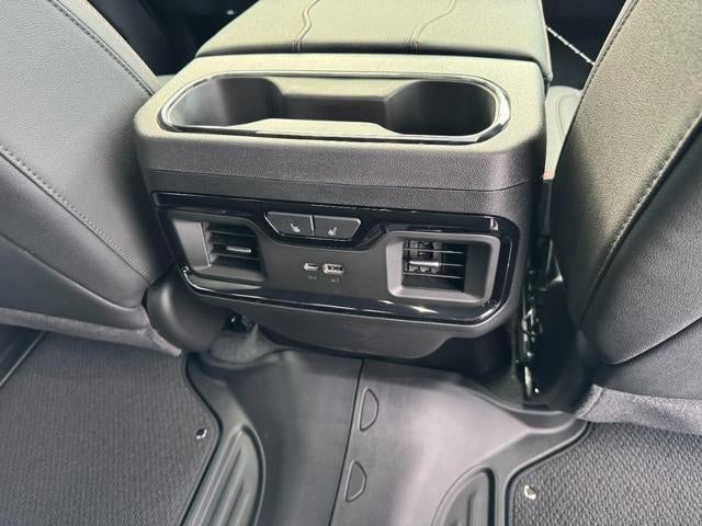 2026 GMC Sierra 1500 4WD Crew Cab AT4