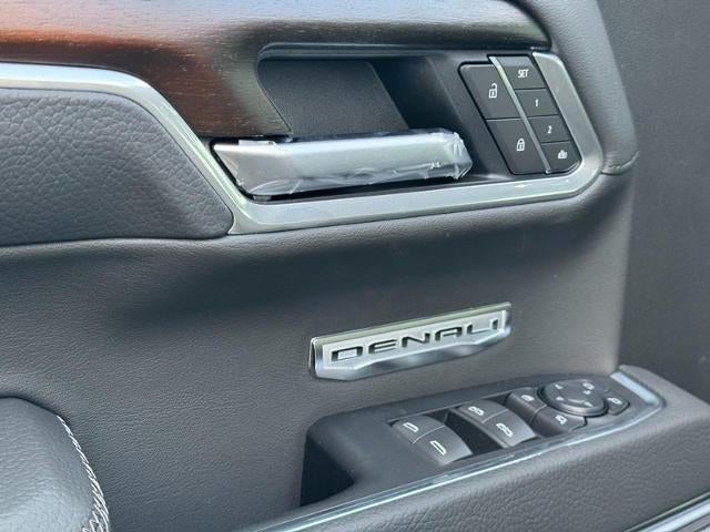 2026 GMC Sierra 1500 4WD Crew Cab Denali