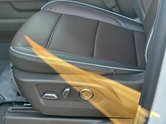 2026 GMC Sierra 1500 4WD Crew Cab Denali