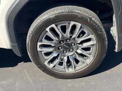 2024 GMC Sierra 1500 4WD Crew Cab Denali Ultimate