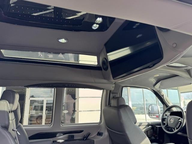 2025 GMC Savana Cargo 2500 RWD 2500 135"