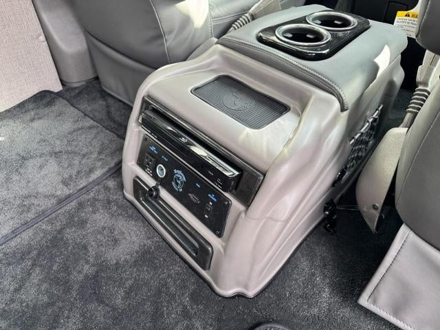 2025 GMC Savana Cargo 2500 RWD 2500 135"