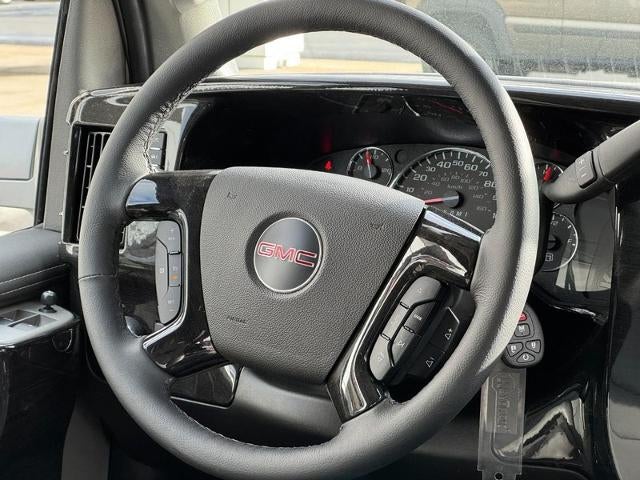 2025 GMC Savana Cargo 2500 RWD 2500 135"