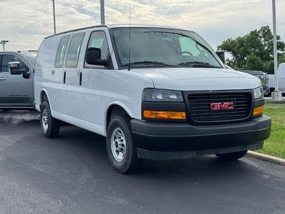 2026 GMC Savana Cargo RWD 2500 135"