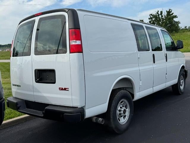 2026 GMC Savana Cargo RWD 2500 135"