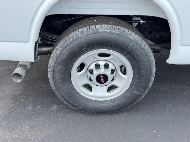 2026 GMC Savana Cargo RWD 2500 135"