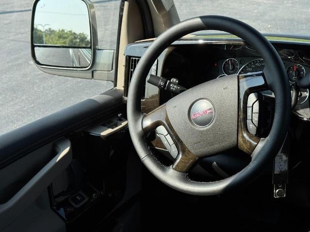 2026 GMC Savana Cargo RWD 2500 135"