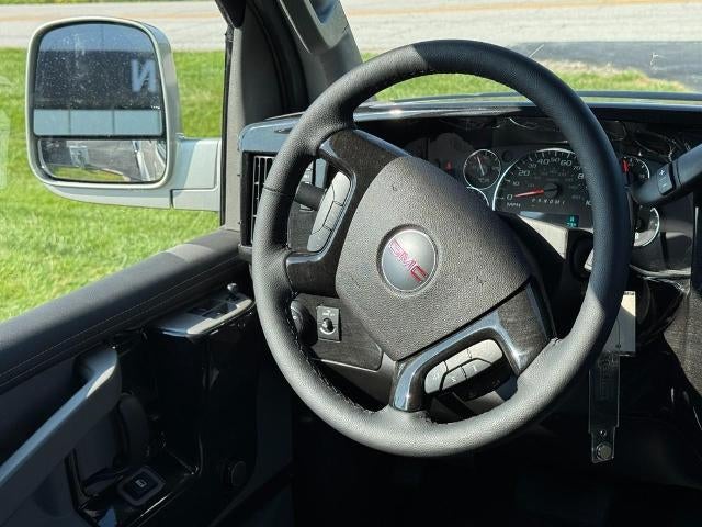 2026 GMC Savana Cargo RWD 2500 155"
