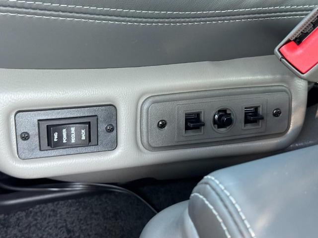 2026 GMC Savana Cargo Work Van - Photo 22