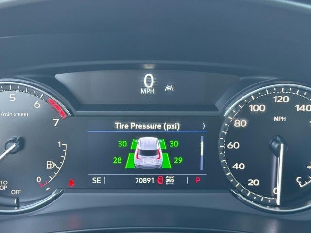 2023 Cadillac XT4 AWD 4dr Premium Luxury