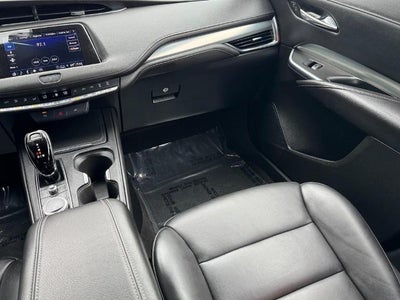 2023 Cadillac XT4 AWD 4dr Premium Luxury