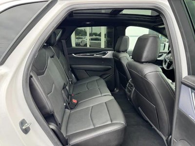 2024 Cadillac XT5 FWD 4dr Premium Luxury
