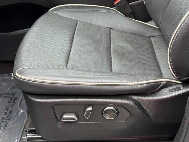 2023 Cadillac Escalade 4WD 4dr Premium Luxury