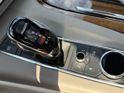 2022 Cadillac Escalade 4WD 4dr Premium Luxury Platinum